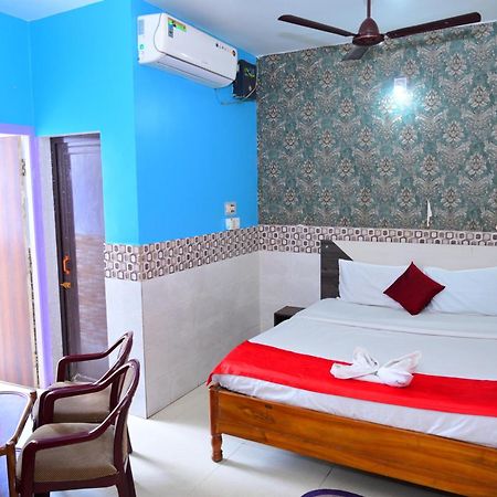 Mor Hotel Beach Heaven-স্বর্গদ্বার গোল্ডেন বিচ এবং মন্দিরের কাছে হোটেল বিচ হেভেন- Near Golden Beach & Temple Best Selling & Best Choice Of Travellers Puri Buitenkant foto