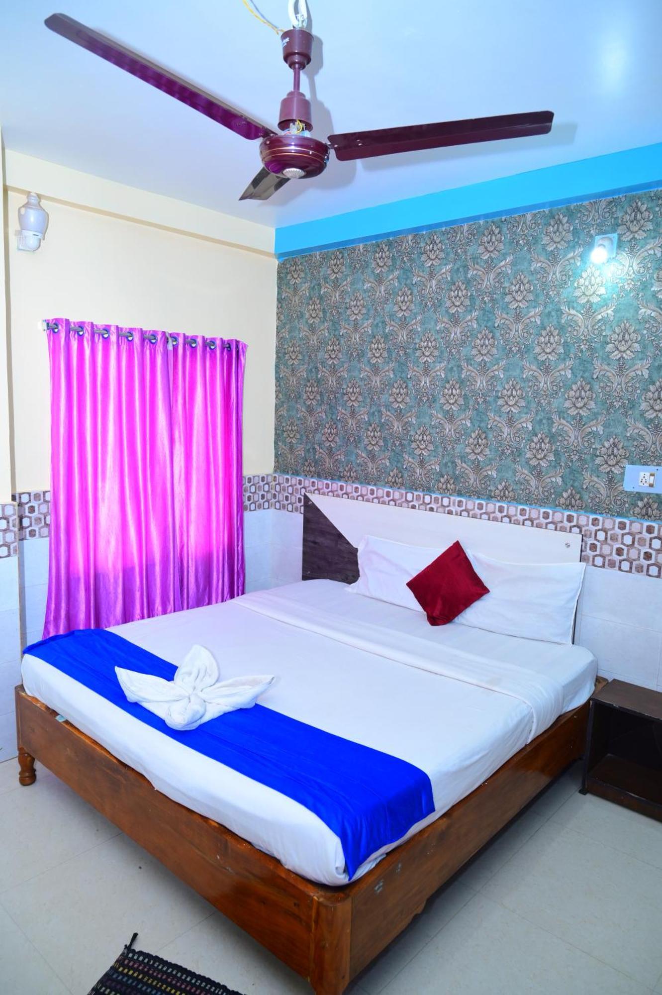 Mor Hotel Beach Heaven-স্বর্গদ্বার গোল্ডেন বিচ এবং মন্দিরের কাছে হোটেল বিচ হেভেন- Near Golden Beach & Temple Best Selling & Best Choice Of Travellers Puri Buitenkant foto